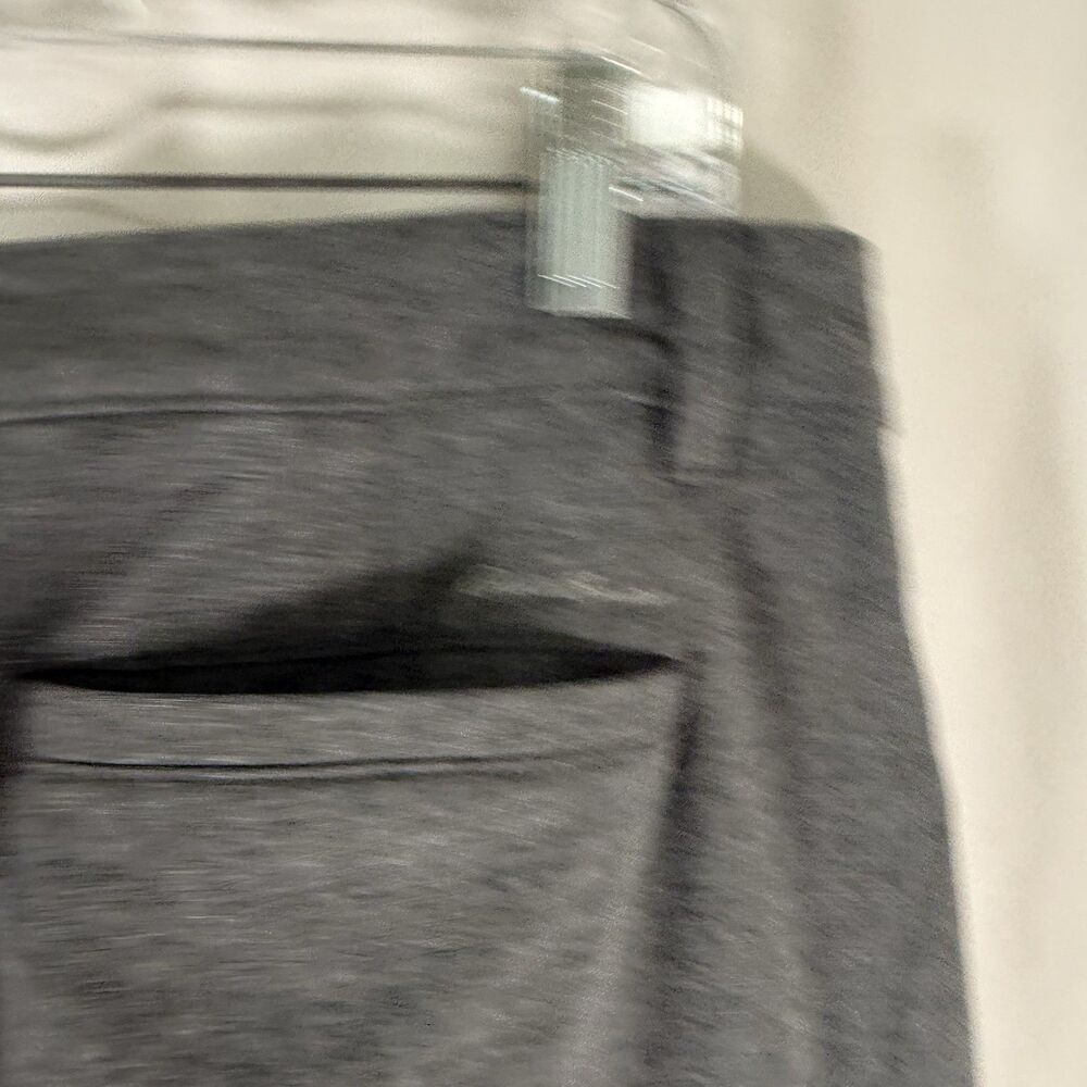 Eddie Bauer First Ascent Cargo Pants Womens 14 Grey Button Zip Hiking 30" Inseam - Picture 10 of 10